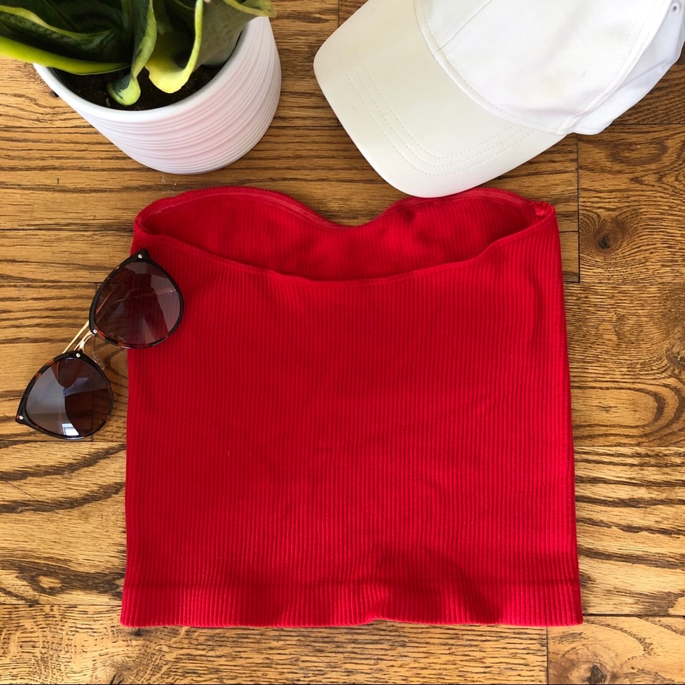 Red Strapped Crop Top - Picture 2 of 3